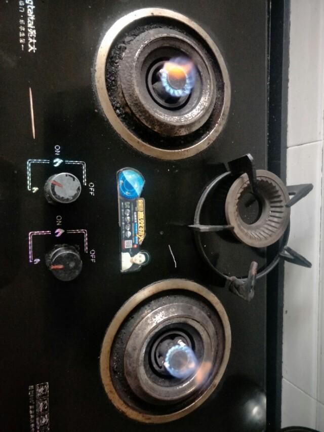 煤气灶太耗电了怎么解决,煤气灶耗电特别快是怎么回事