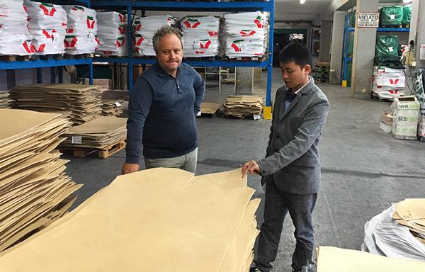 女人看包包男人看手表,女人看包包