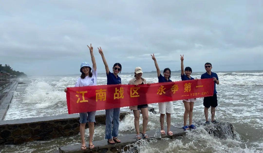 仲夏八月，和房掌门来一场说走就走的防城港金滩踏浪之行