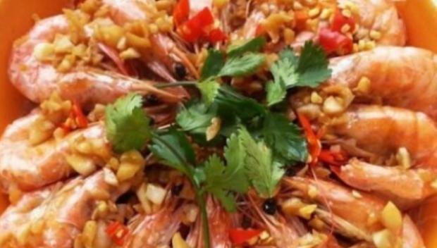 黄花鱼蒸粉丝虾的做法,香辣干锅鱼大杂烩的做法