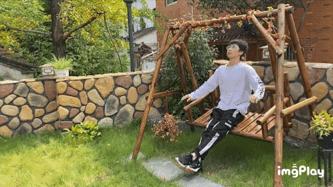 中国街头健身大神炫技,小伙花式健身惊呆路人