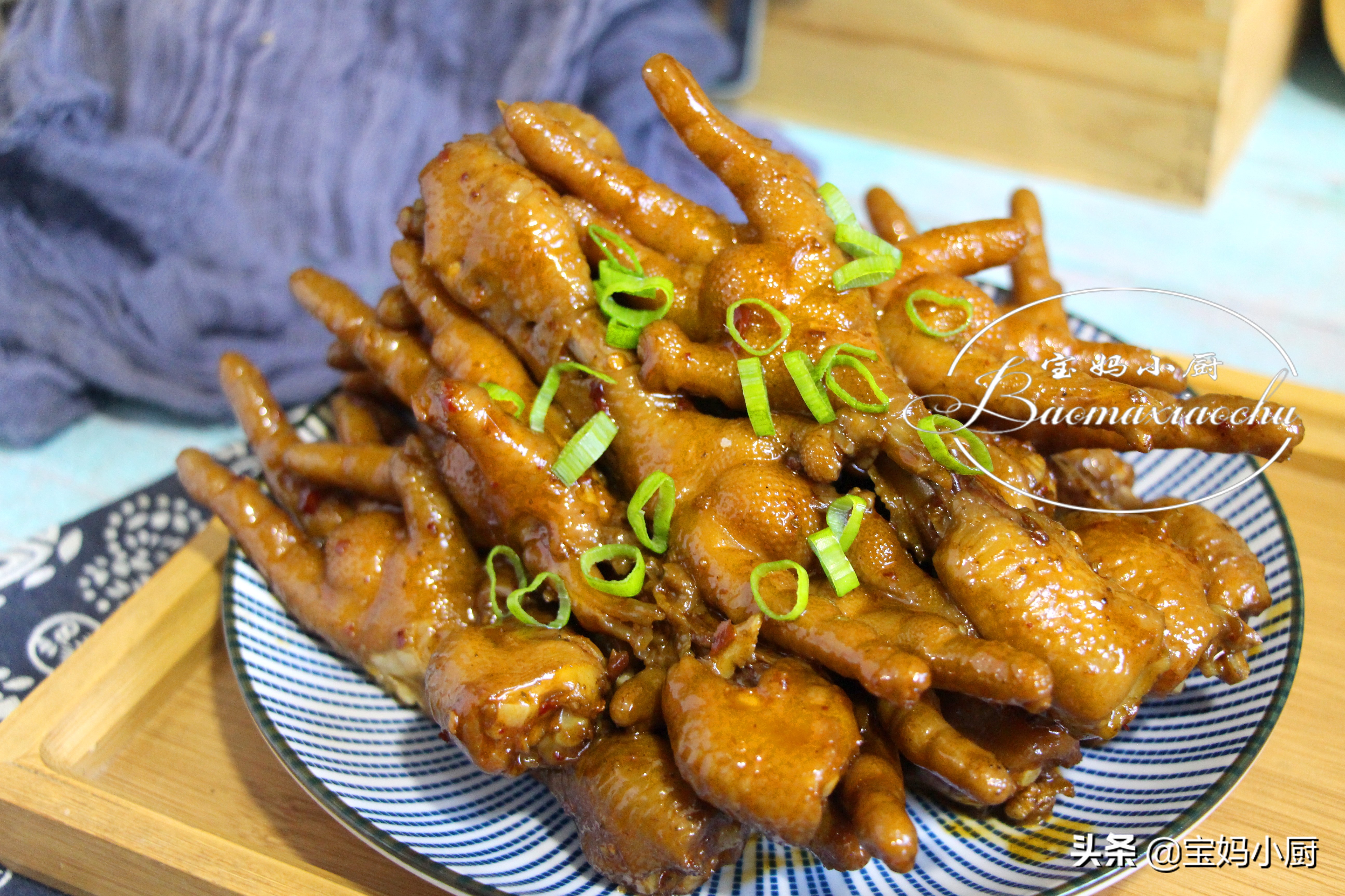 麻辣鸡爪怎么样做才能够香糯软烂,软烂麻辣鸡爪的正宗做法