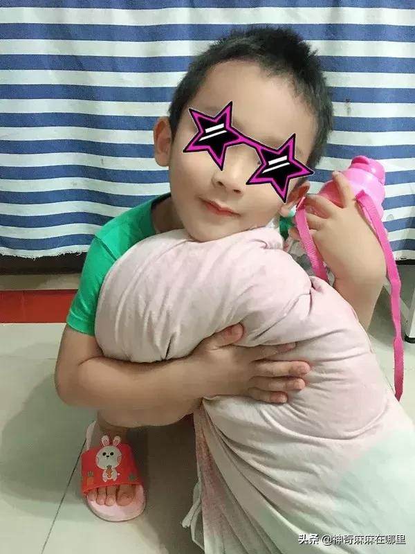 乔治小王子喜欢芭蕾舞,乔治小王子羞涩高冷