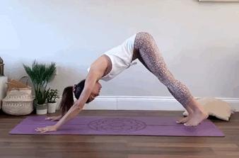 练瑜伽动作臀部不懂发力怎么办,初学者练瑜伽的小技巧