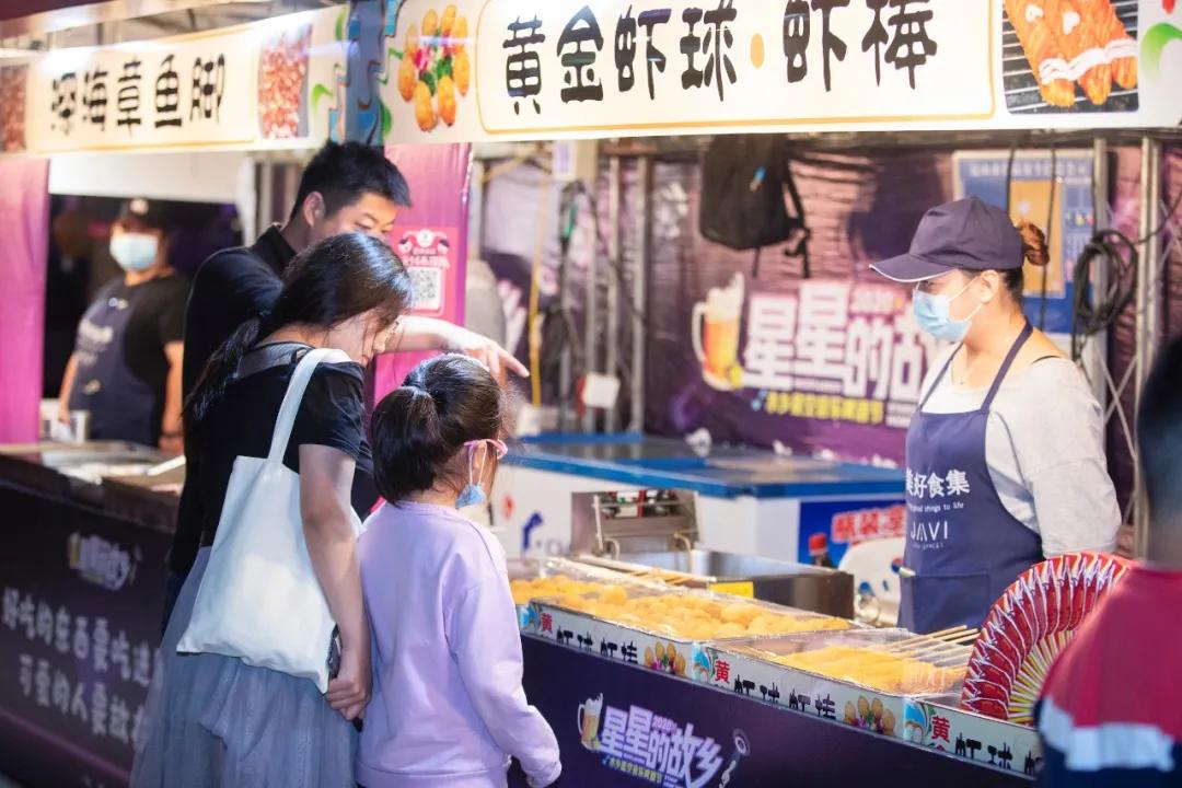 穿汉服赏花灯猜灯谜,苏州周庄古镇汉服