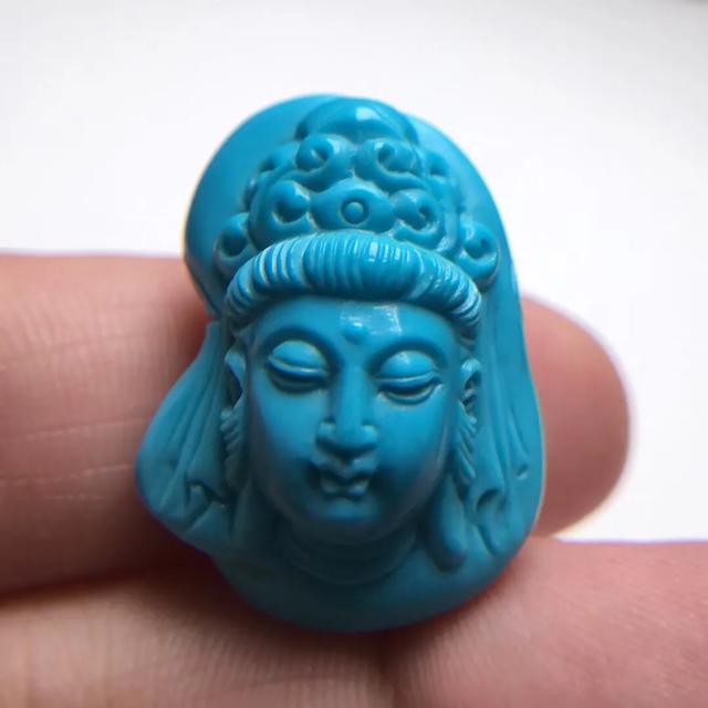 绿松石是中国四大名玉之一,真正的绿松石价格多少一克