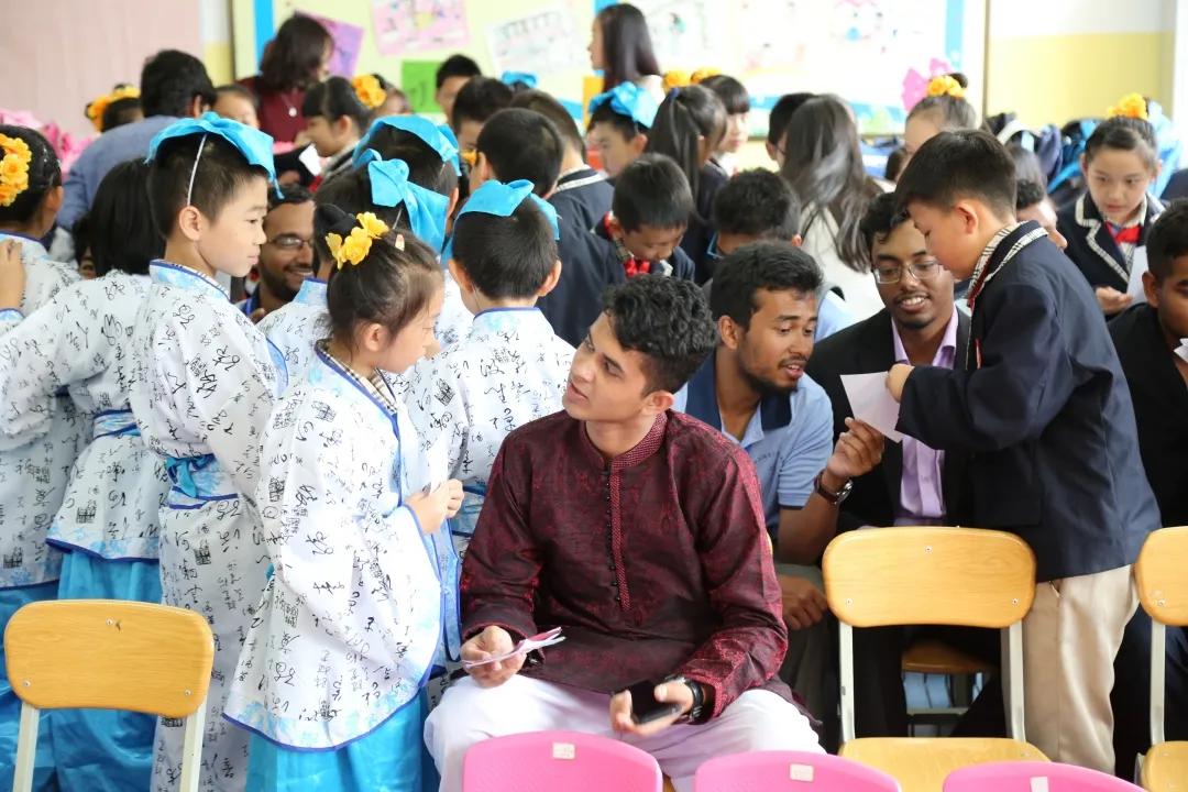 云大附小“融合式教学”的探索与实践——访云南大学附属小学校长谢静|封面校长