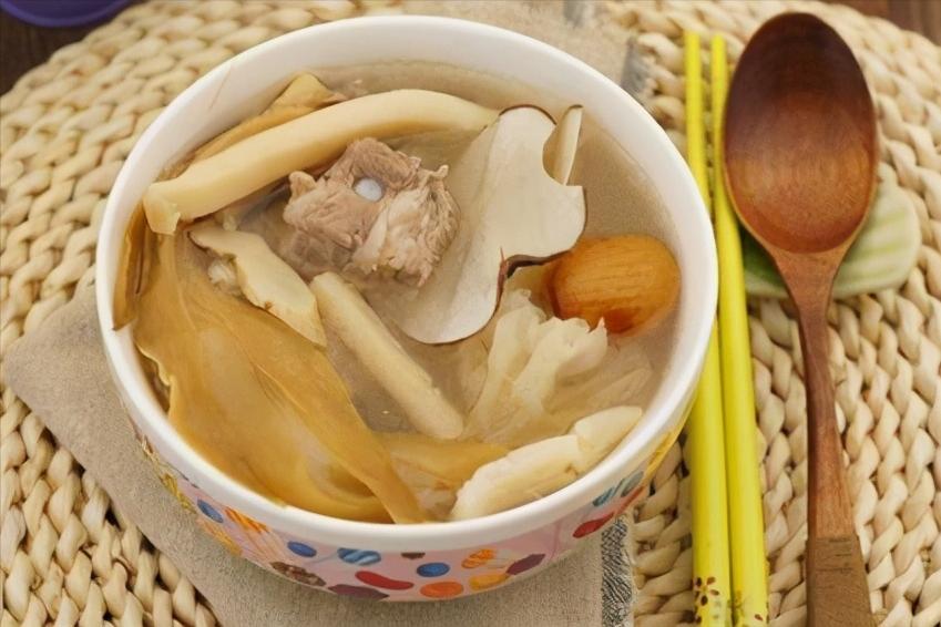 给大家来一道广东特点靓汤,广东十大靓汤清热解毒