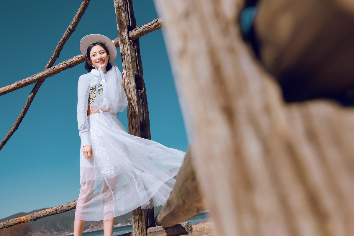 怎么在沙漠拍出仙气旅拍大片,高级感旅拍婚纱照拍摄经典推荐