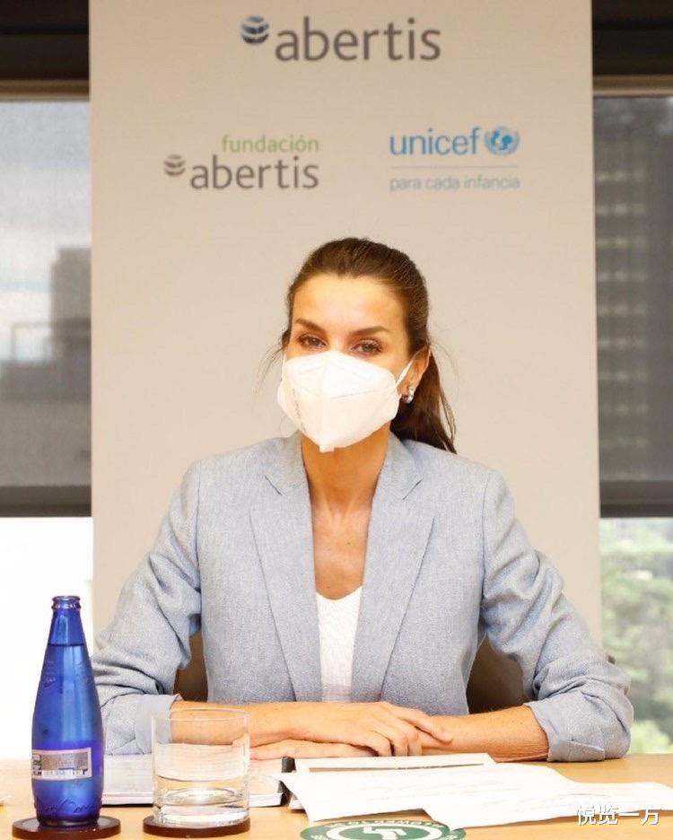 西班牙王后穿什么颜色的衣服好看,西班牙王后职场穿搭女