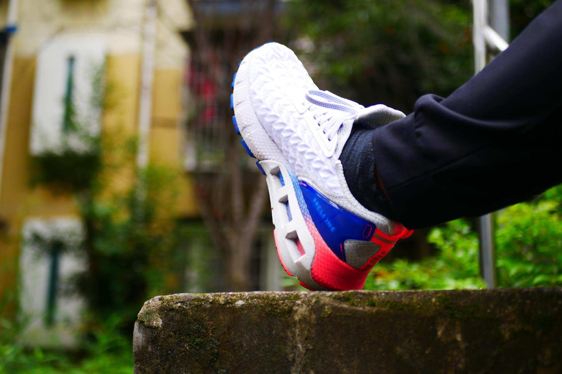 始于颜值忠于品质雷克萨斯,始于颜值忠于舒适鞋子