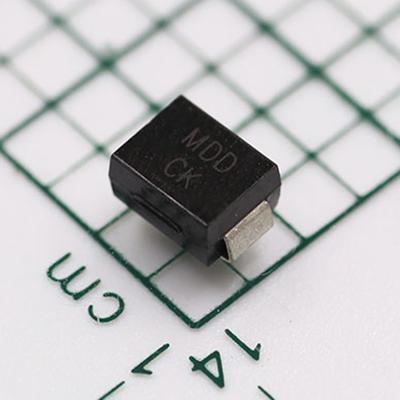 二极管极性外观判别方法,二极管极性上下都要标识如何辨别