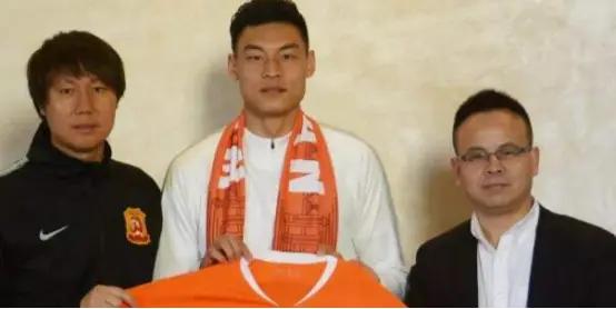 韩鹏飞绝杀大连人,国脚韩鹏飞