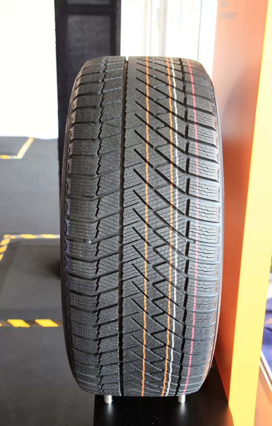 德国马牌轮胎全新第六代冬季轮胎NorthContact™NC6与上一代相比到底会带来哪些进步？