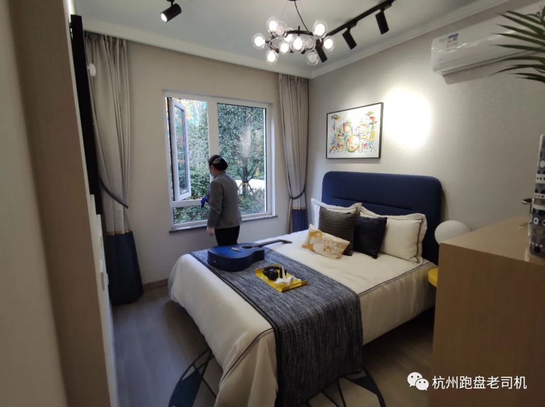 杭州临平奥特莱斯旁边楼盘 (临平奥特莱斯对面的叠墅)