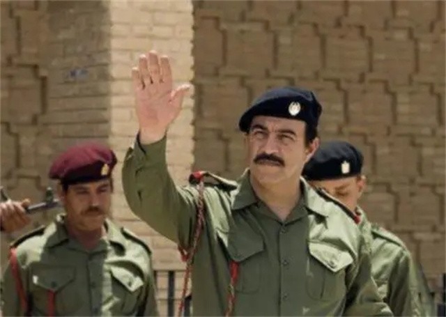 萨达姆乌代库赛逃亡时的汽车,萨达姆的儿子乌代库赛死时的年龄