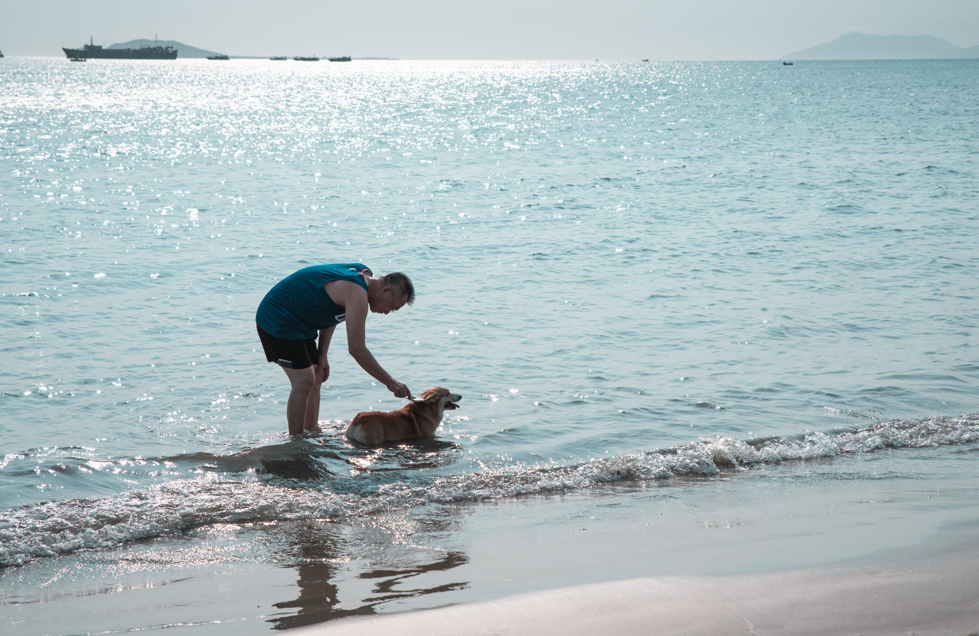 三亚的三亚湾有什么好玩的,三亚三亚湾好玩吗