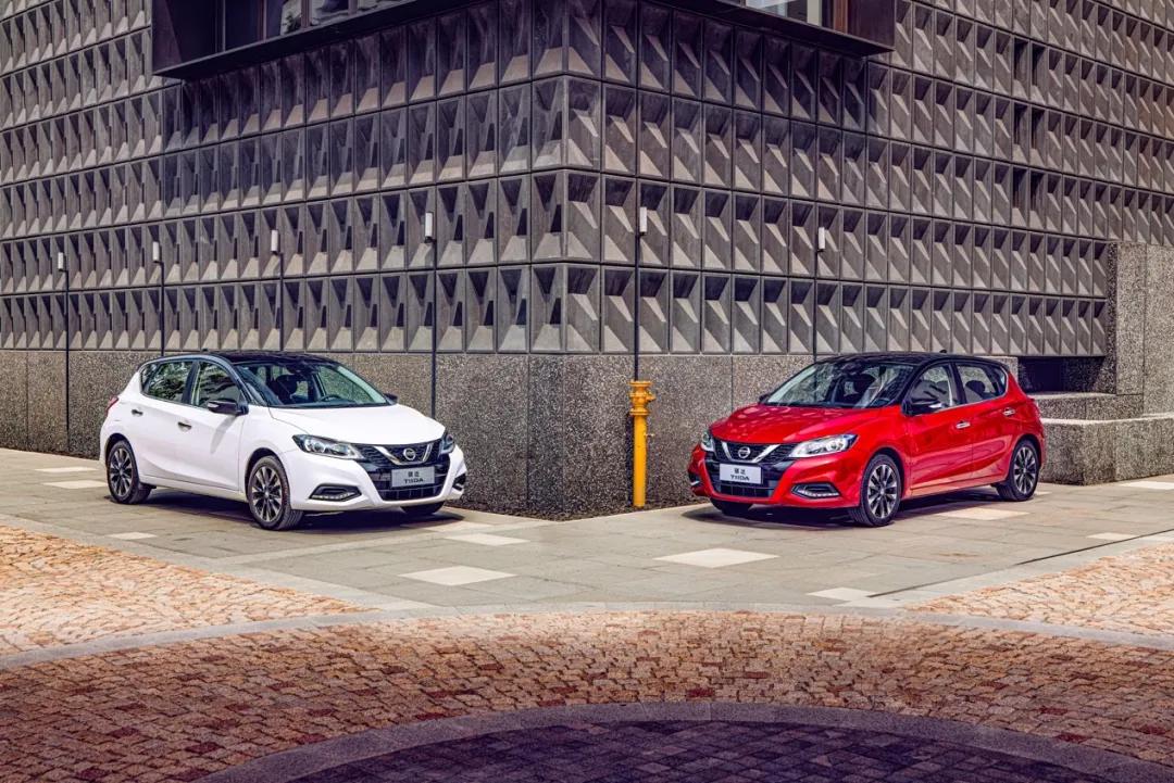 全新日产骐达上市起售价9.99万元,骐达2021款1.6lcvt智行版红色图片