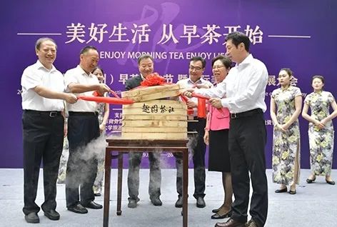 返乡卖早点背后的市场规律！原来是早市