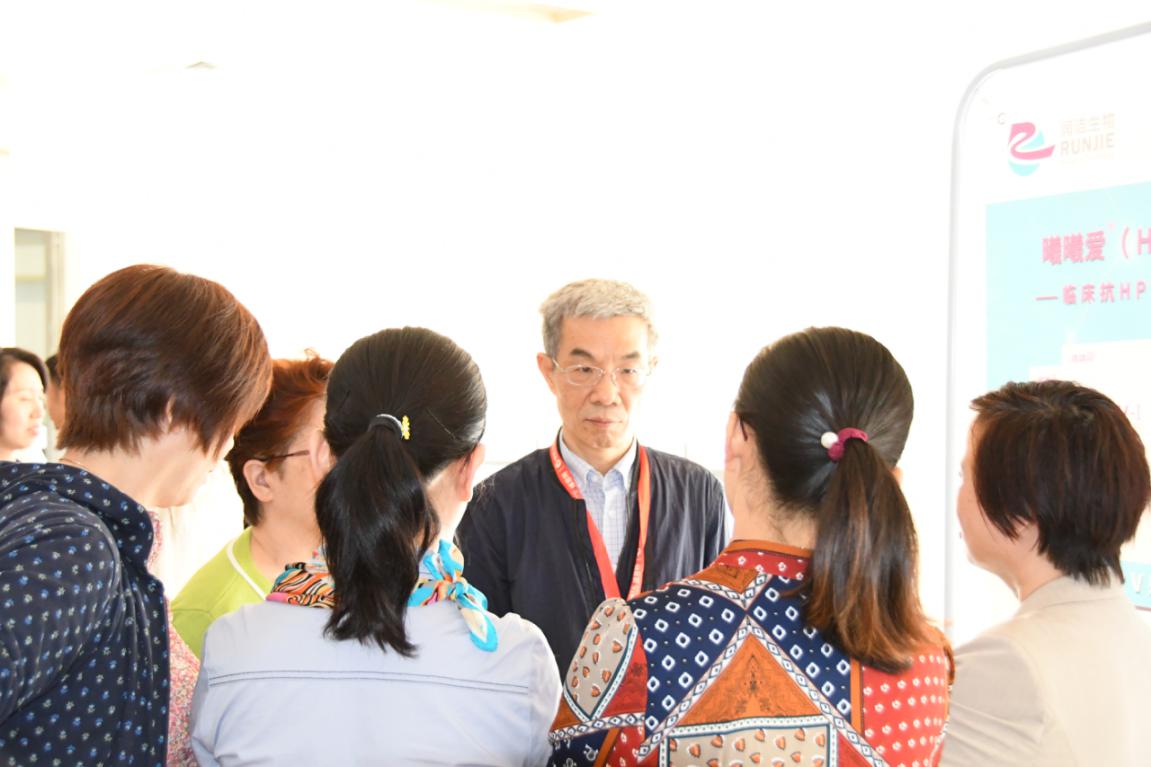 鹏城聚首促专业精耕论坛把脉弥区域短板--深圳市二院妇科成功举办第一届阴道镜及宫颈疾病诊疗高峰论坛