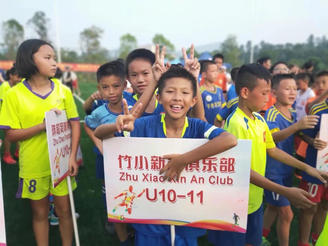 中山民间球王李雄文,中山民间球王