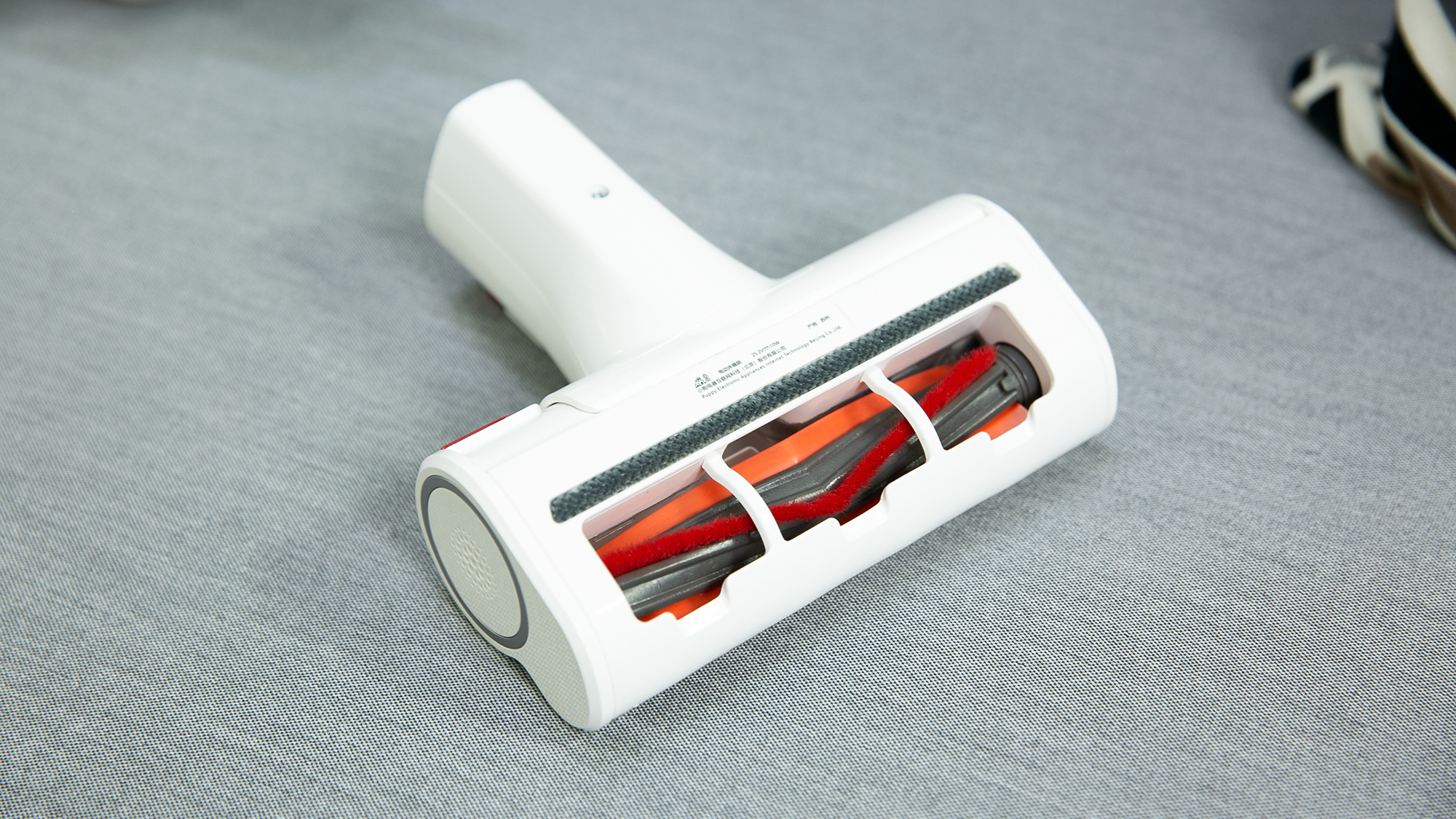 小狗吸尘器t11真实测评,小狗吸尘器t10清理垃圾