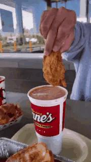 只能亮度调亮才能看得懂的梗,调高亮度才能看懂的梗