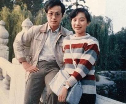 罗京去世后妻子和儿子的现状,罗京去世13年妻子改嫁富商