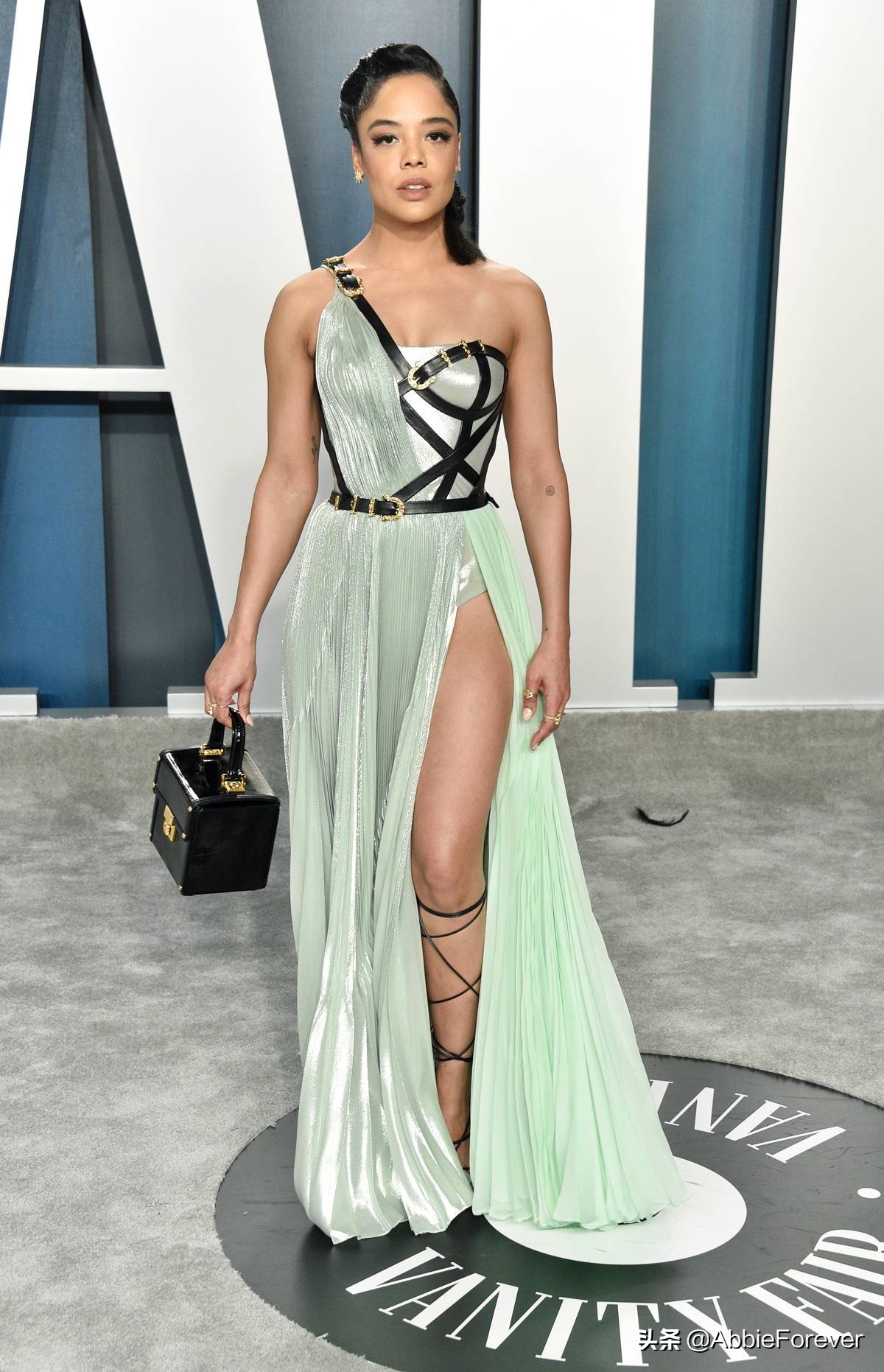 金卡戴珊名利场,奥斯卡名利场金卡戴珊