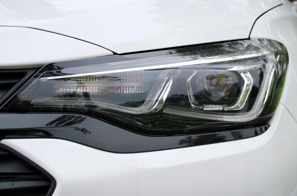 顶配不到10万元4款轿车性价比超高,顶配只要9万多的最火国民家轿