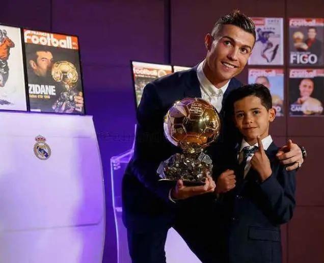 虎父无犬子强将无弱兵完整版,c罗腹肌和迷你罗