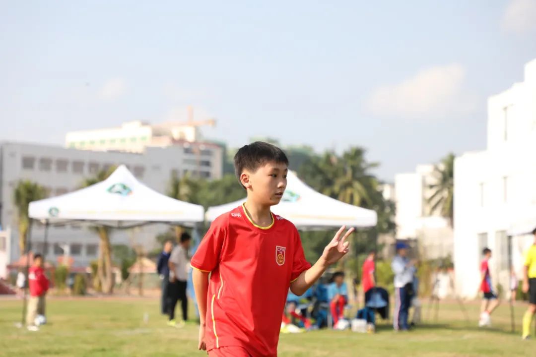 “踢”出风采！白沙第三届中小学“校园足球”赛开幕