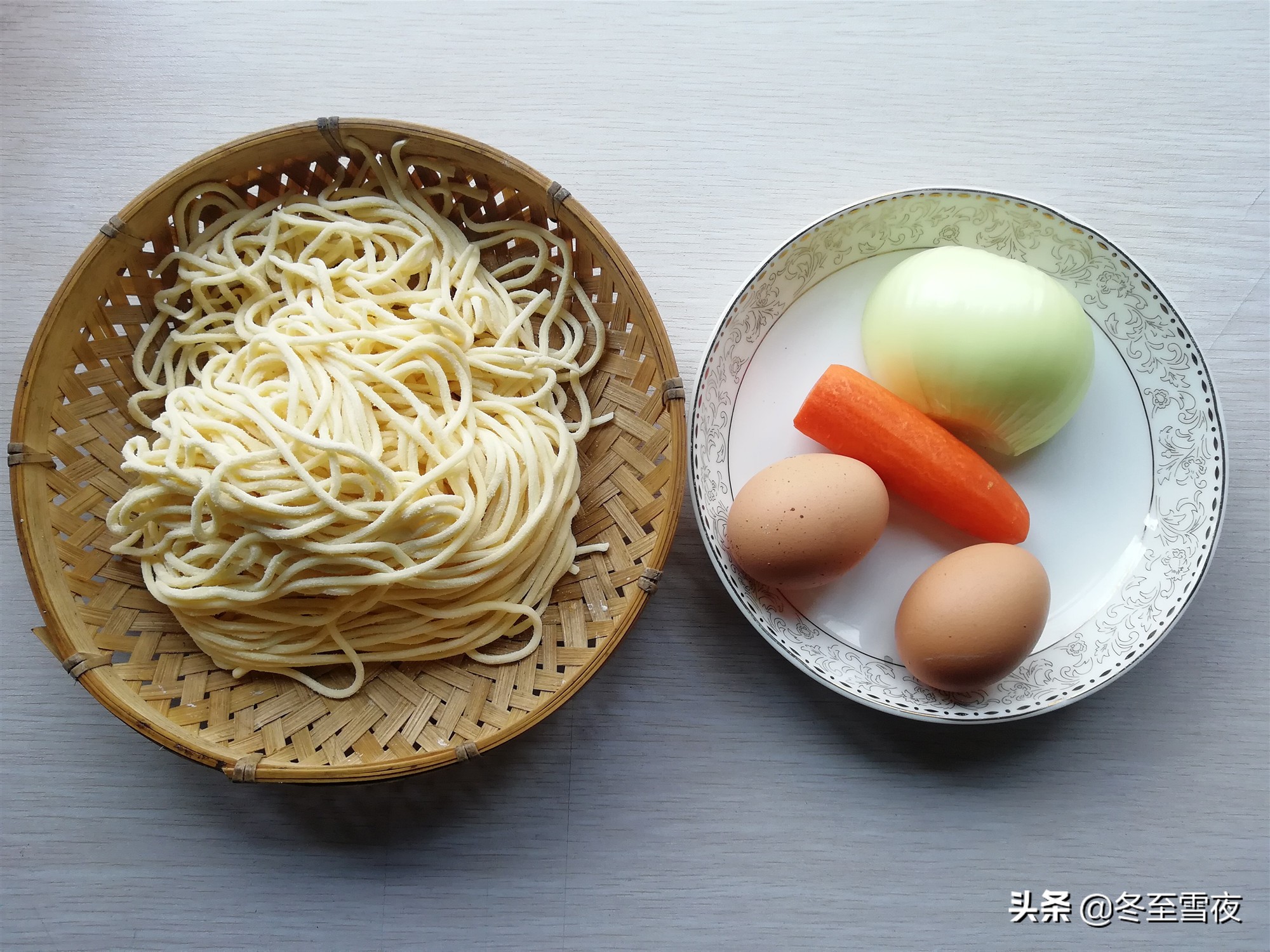 炒面面条怎么做视频,炒粉炒面怎么做不粘锅还炒不成形