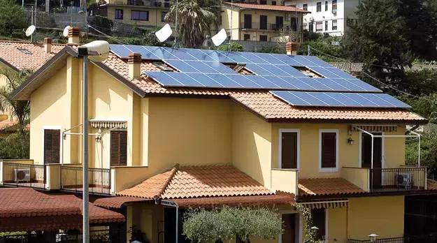 太阳能和空气能取暖哪个更实用,太阳能取暖到底靠不靠谱