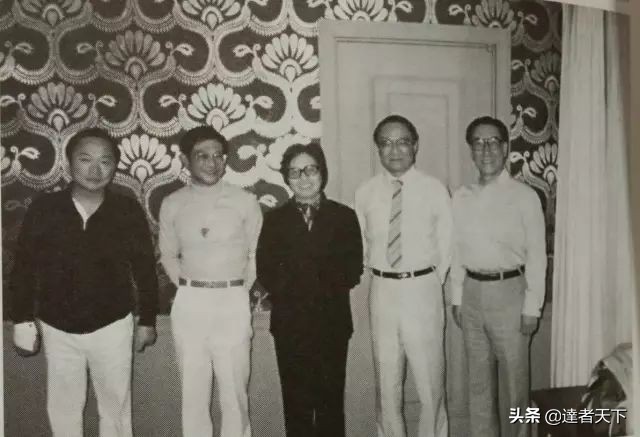 古龙，在江湖上的日子