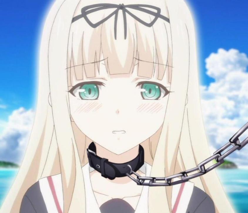 动漫和现实中为什么总有女孩子在脖子上绑带子？有什么作用呢？