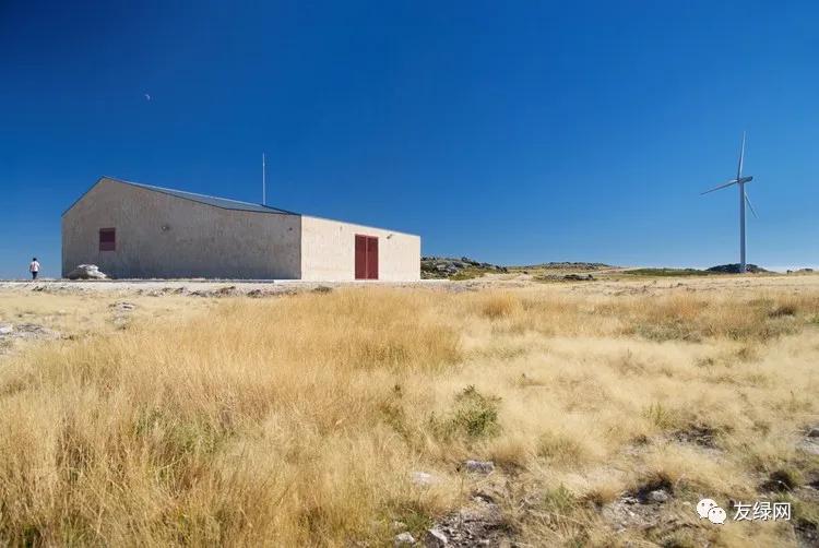 北方建筑如何利用风能,风力发电下面可以有建筑吗