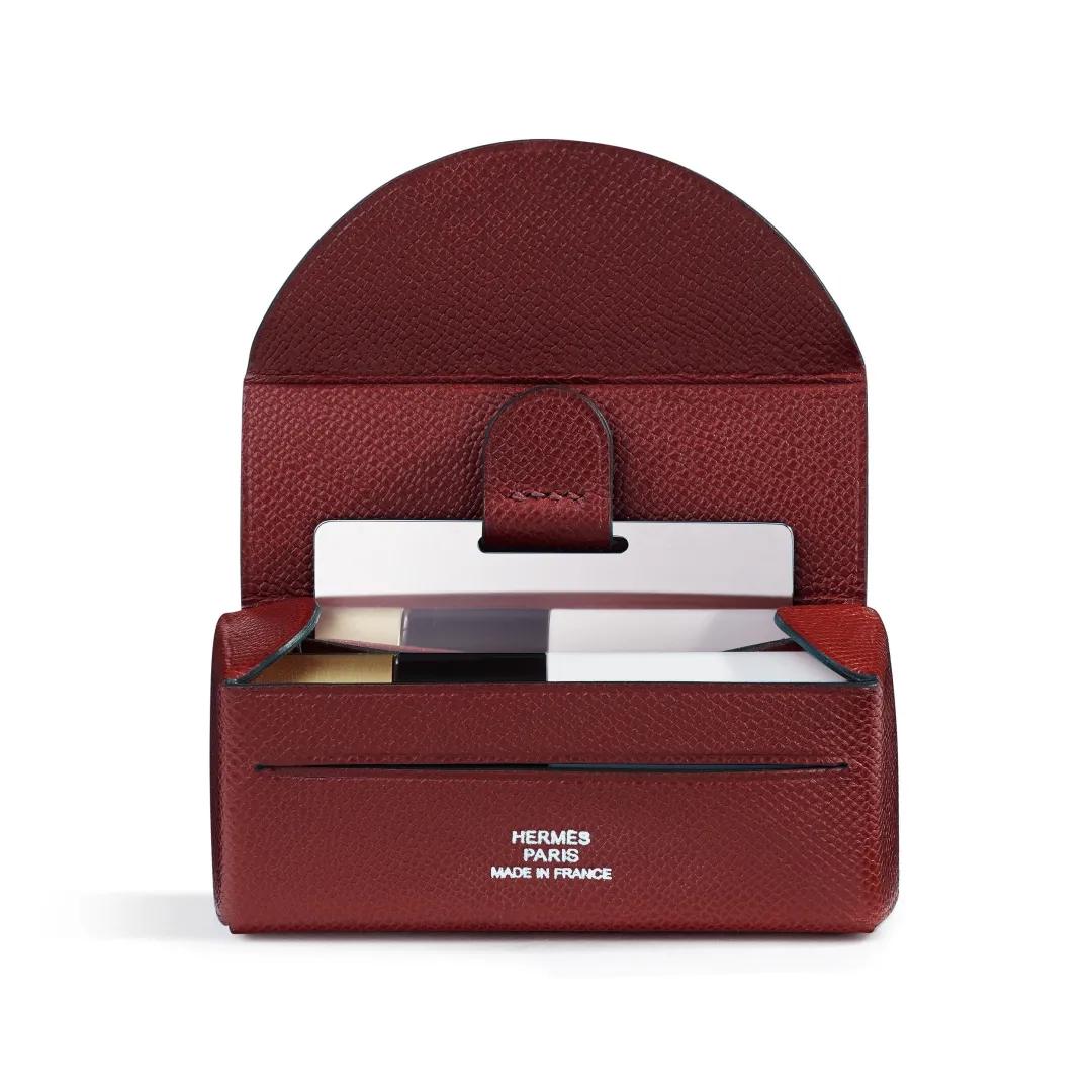 大型真香现场！爱马仕口红真的来啦！网友“设计一言难尽”