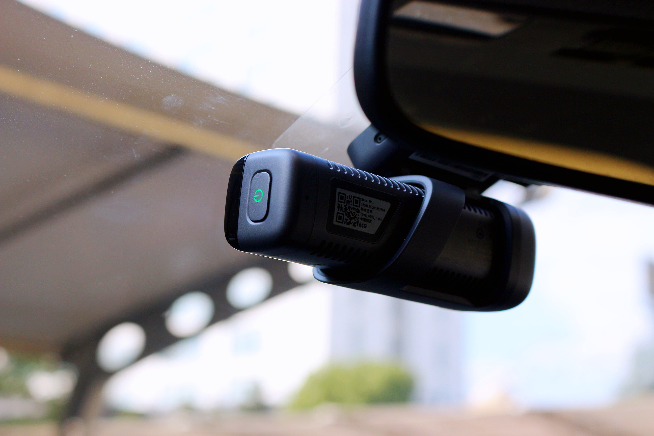 ADAS+云*子狗电**加持，养成开车好习惯—70迈智能行车记录仪M500