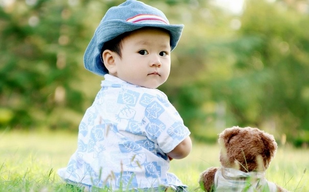 男孩子到多大就不长个子了,男孩子到多少年龄就不长个子了