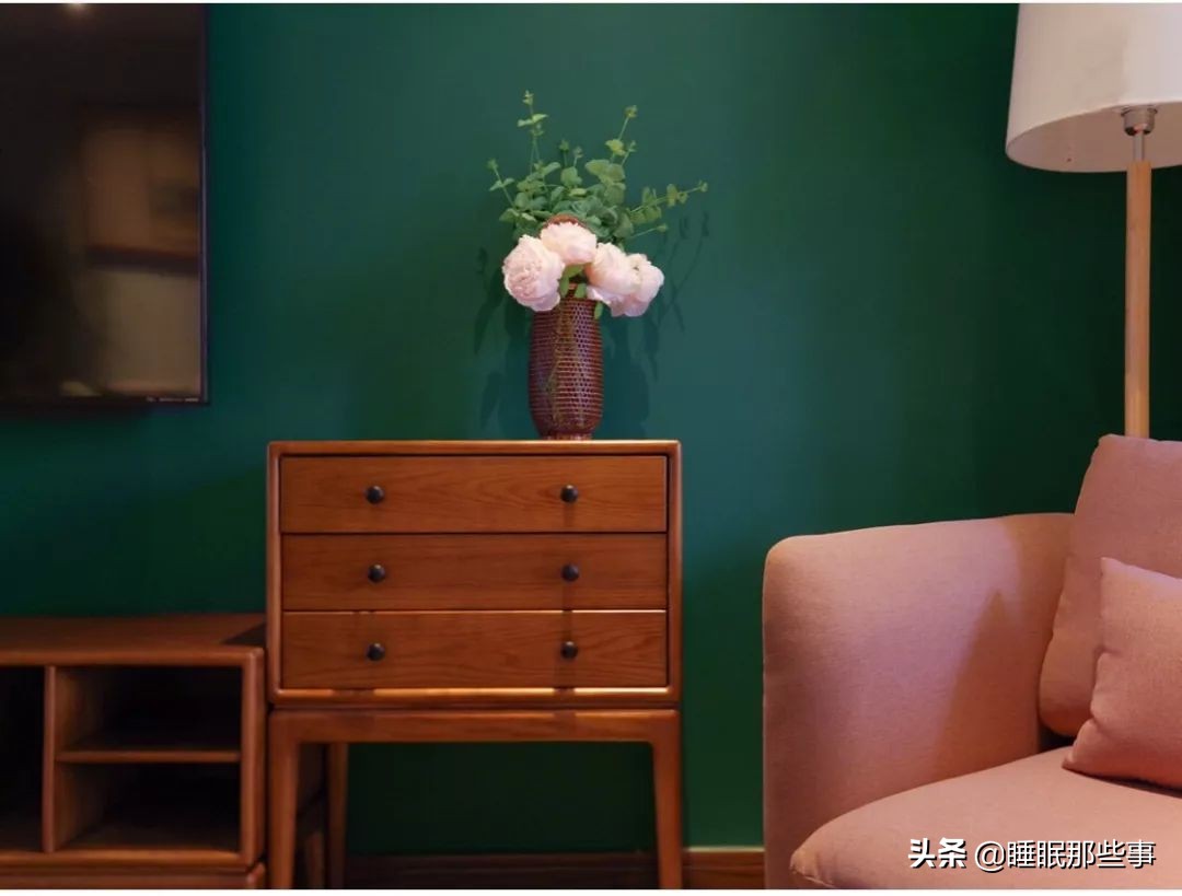 都芳墙漆色号小红书,小红书刷墙颜色推荐原木风