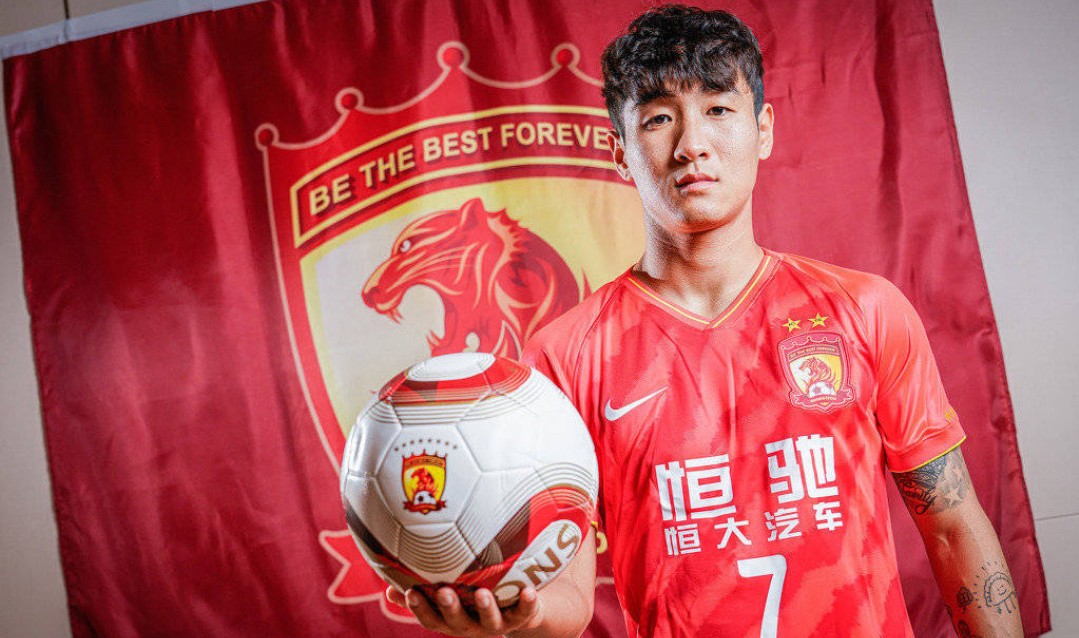 恒大全队写真,广州恒大俱乐部队员集体照