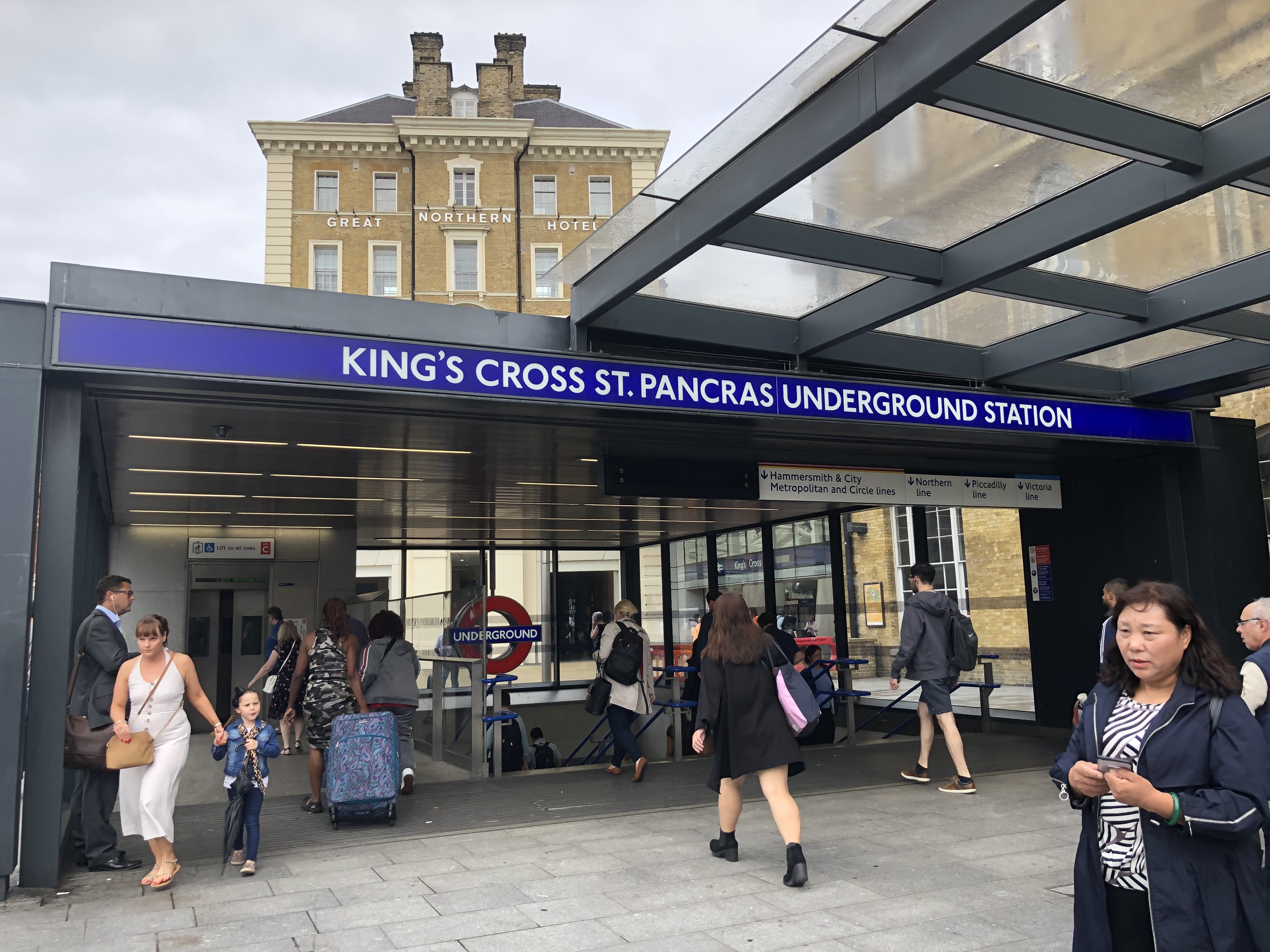 英国12日旅游的行程,英国深度游跟团6日