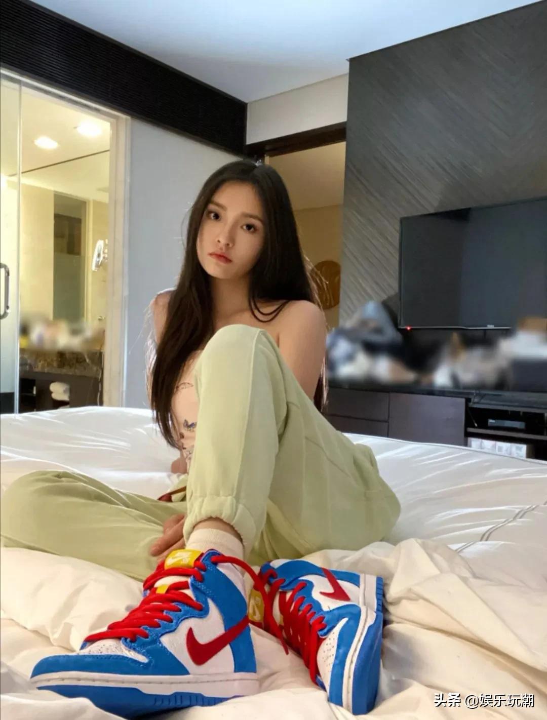 林允同款洞洞鞋,林允同款包头穆勒鞋