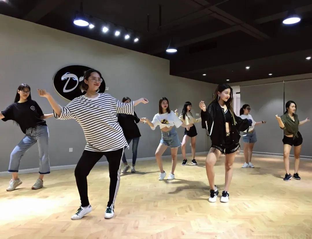 河南潜水健身连锁店,开封市潜水训练馆团购