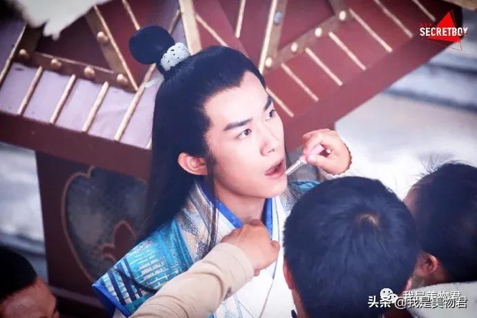 冬季嘴唇防干裂推荐,秋冬嘴皮干裂唇部护理