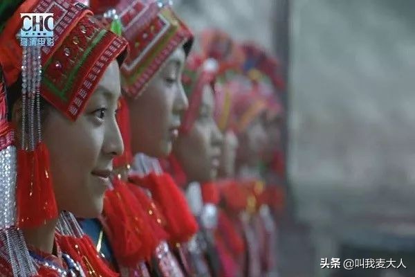 她是“女版陈冠希”，和多名大导演传绯闻，终被太太团联合封杀