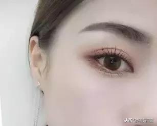 国货彩妆比国外便宜,便宜大碗的老国货