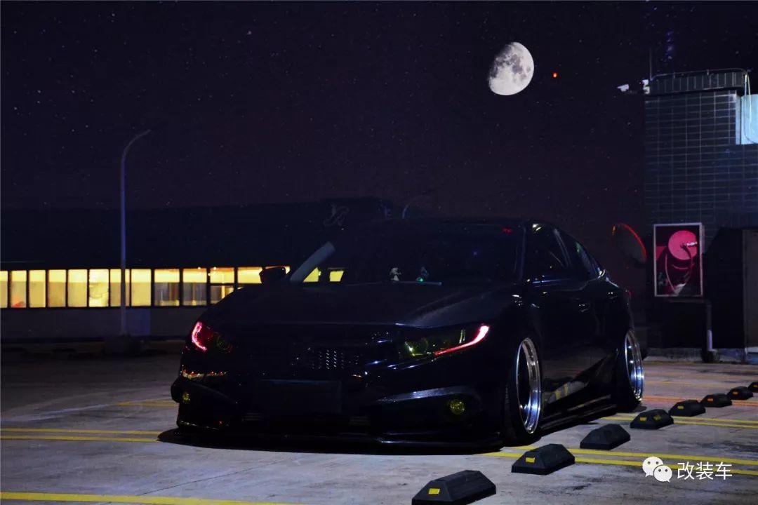 我不再是秒天秒地的10代思域，而是不务正业的手动玩家！