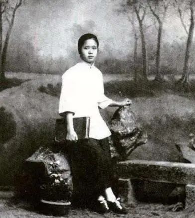 历史上对胡适负面评价,胡适为何能将包办婚姻走到最后